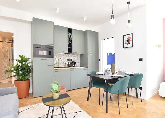Charming And Cosy Flat Next To The Eiffel Tower